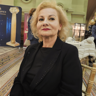Dr. Simona Franguloiu